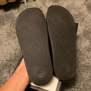 Gucci | Shoes | Gucci Flip Flops | Poshmark